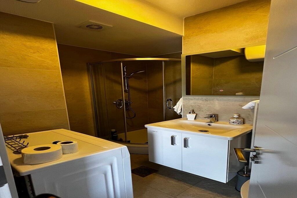 Photo of Bathroom in Kotor
