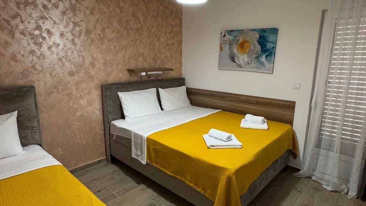 Photo of Bedroom in Maini