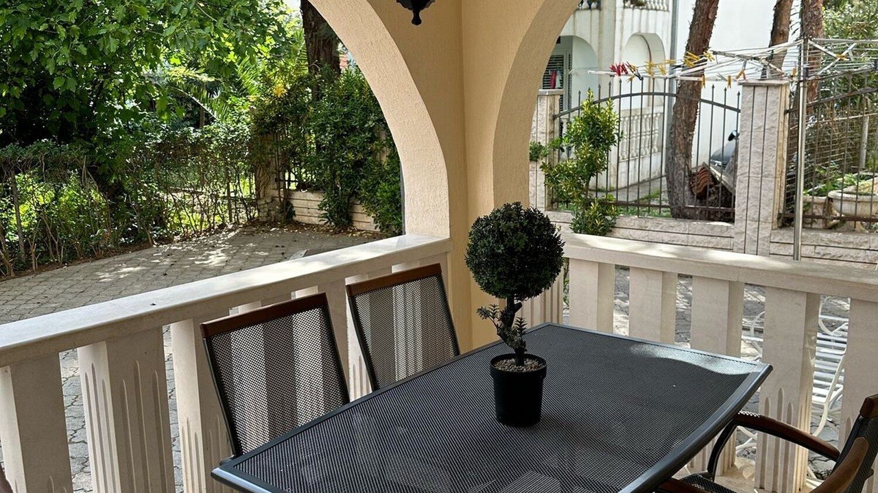 Photo of Patio Balcony in Maini