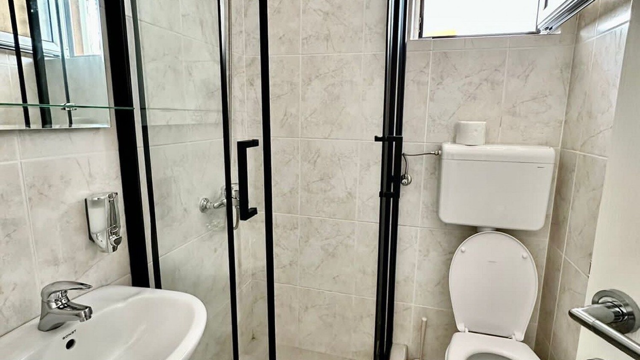 Photo of Bathroom in Maini