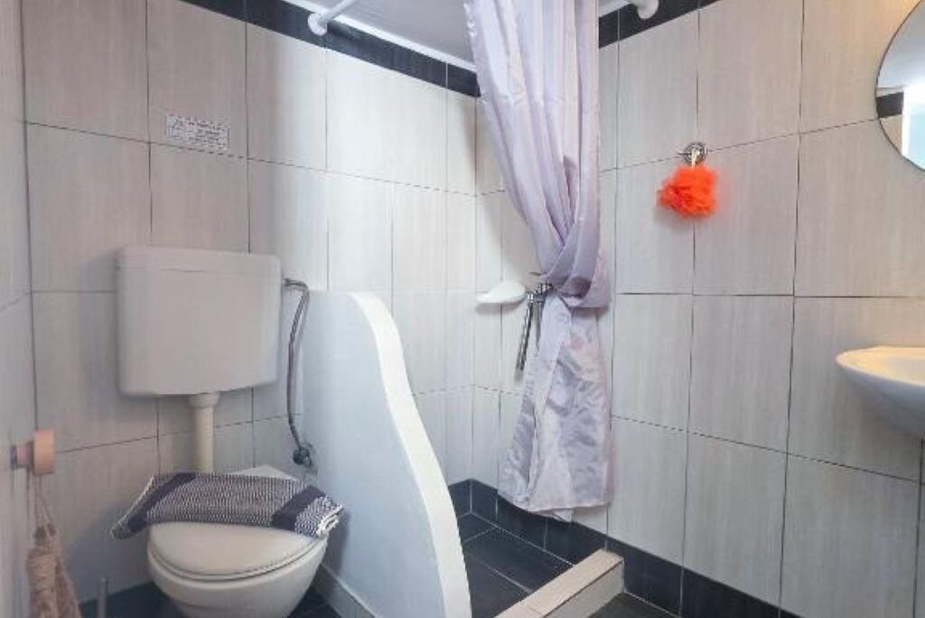 Photo of Bathroom in Messaria