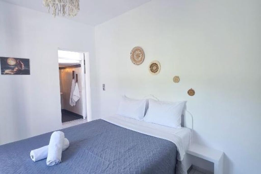 Photo of Bedroom in Messaria