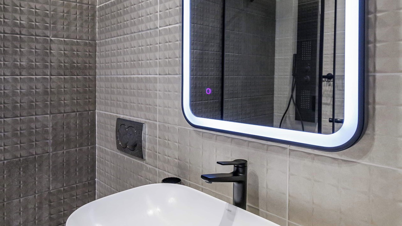 Photo of Bathroom in Volos City Centre