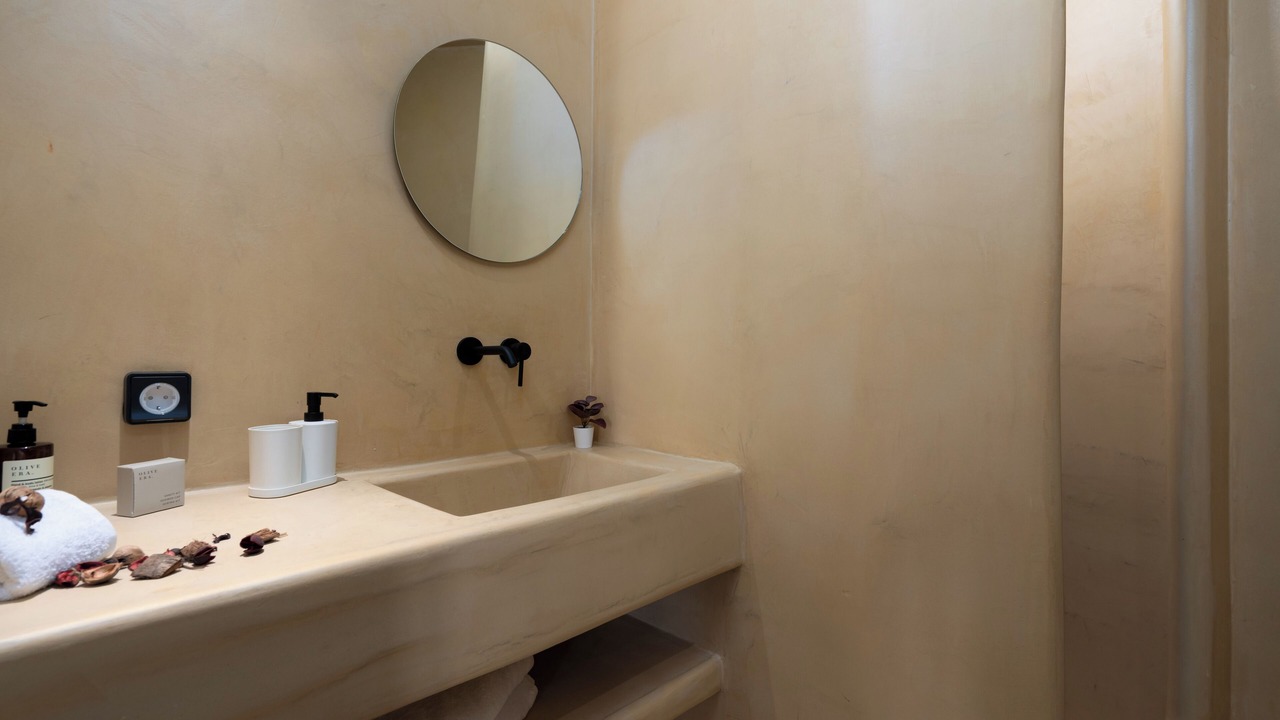 Photo of Bathroom in Vothon