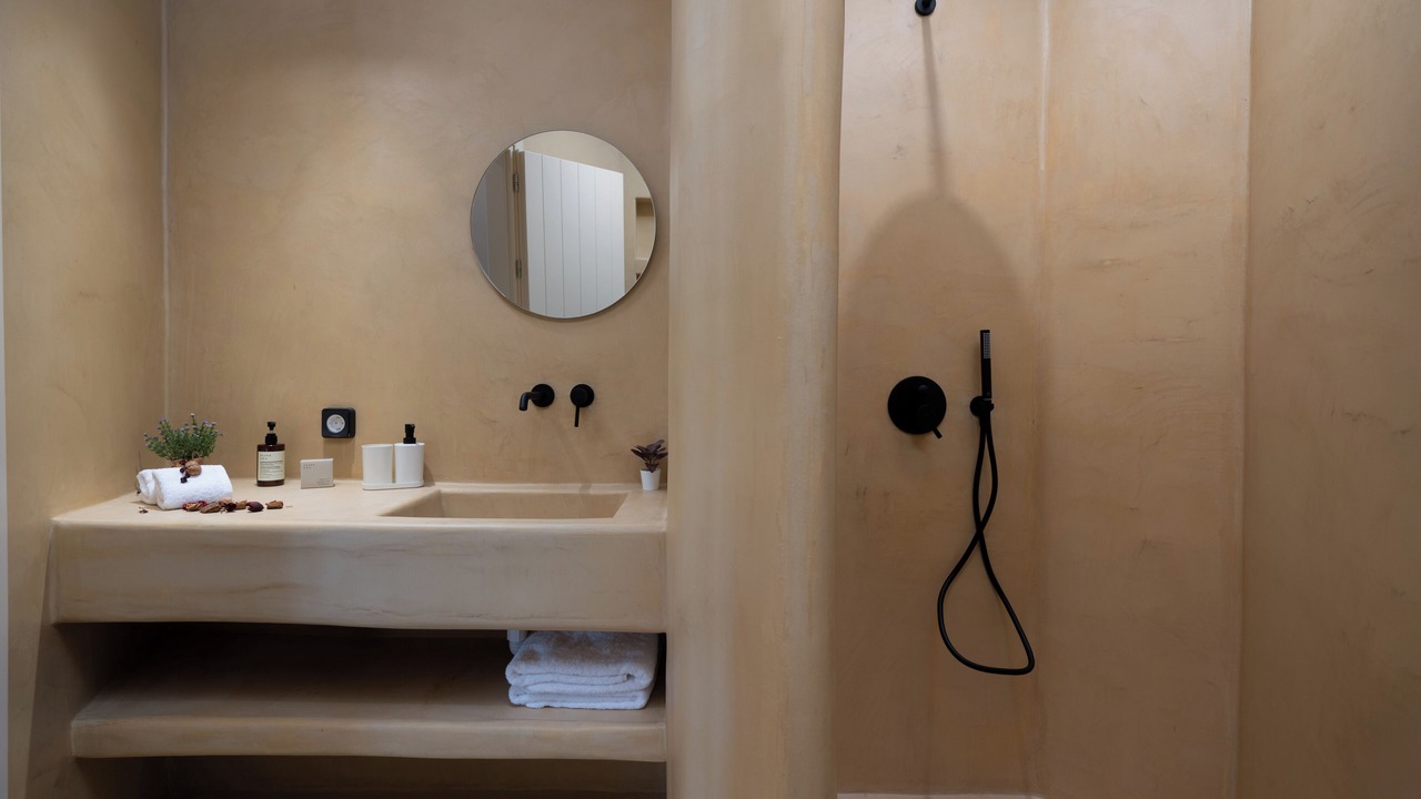 Photo of Bathroom in Vothon