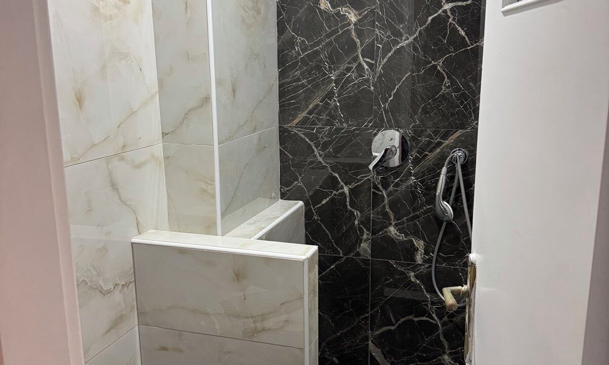 Photo of Bathroom in Kamari
