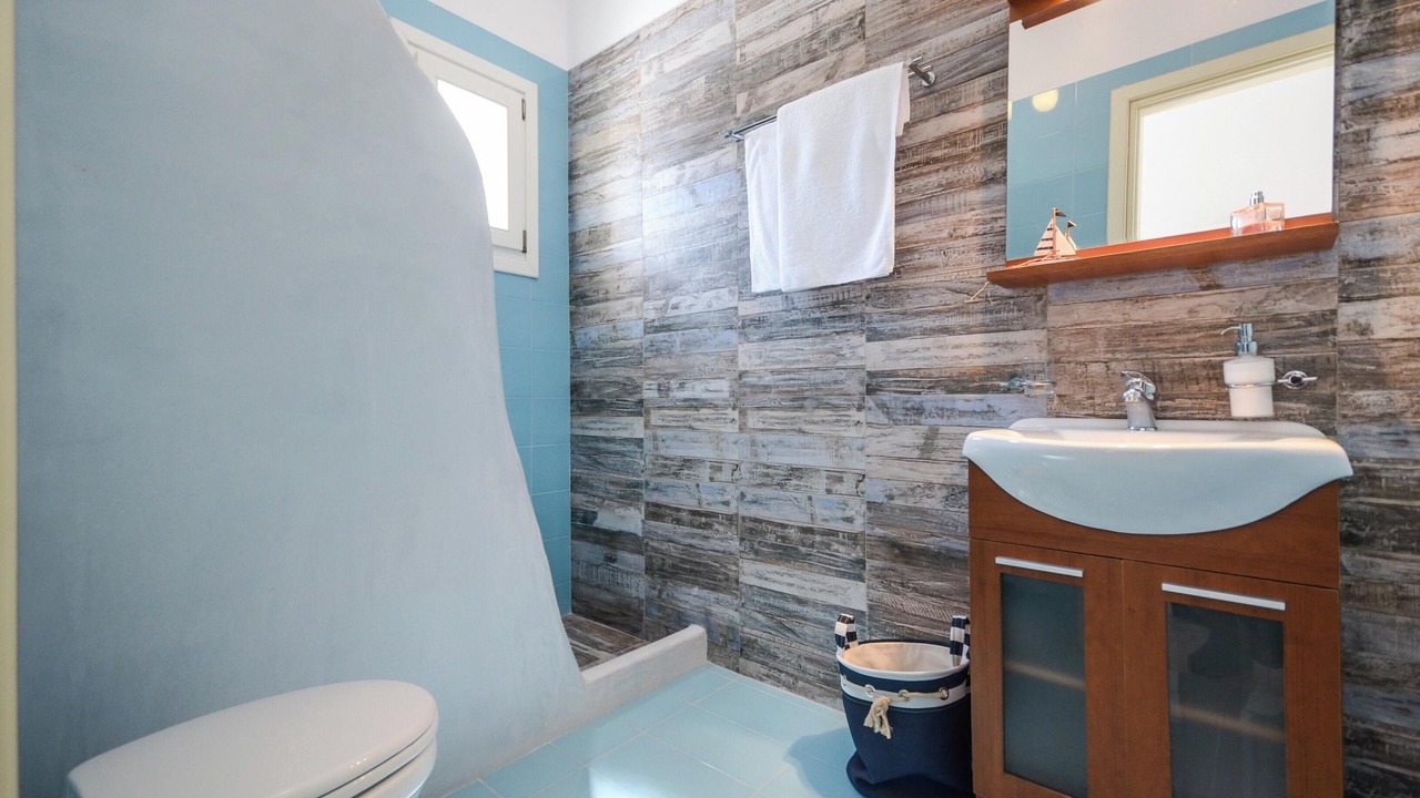 Photo of Bathroom in Naxos