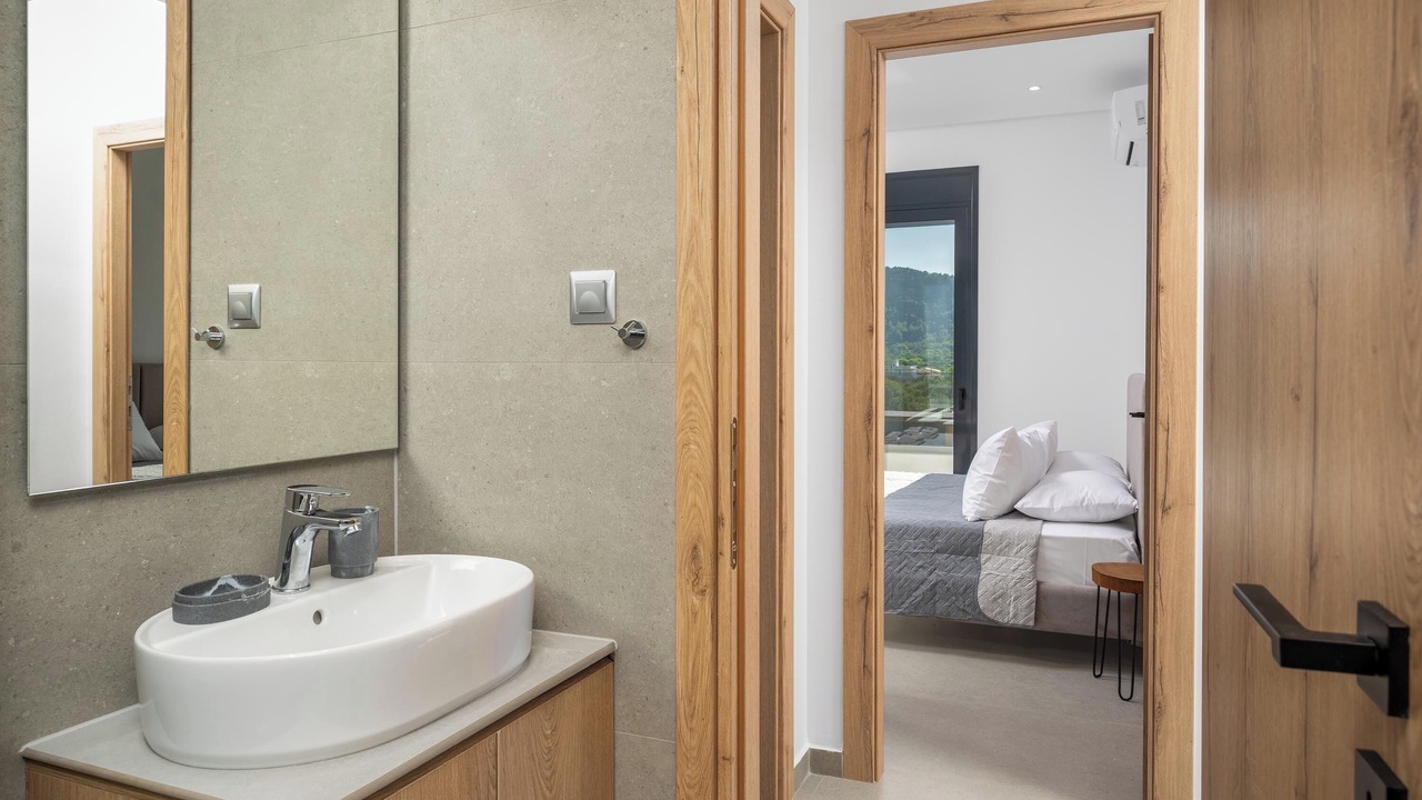 Photo of Bathroom in Kremasti