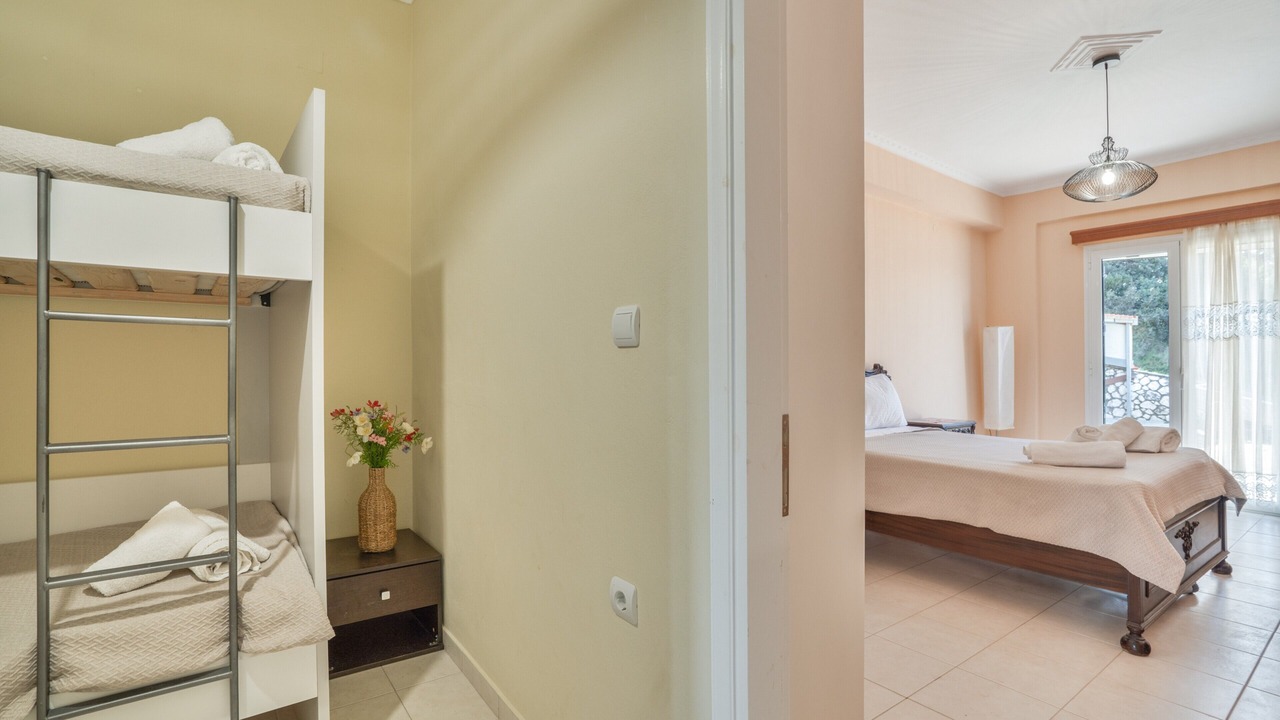 Photo of Bedroom in Evgiros