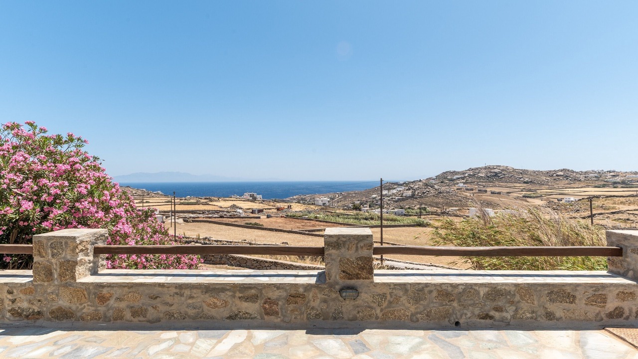 Photo of Outdoor in Plintri