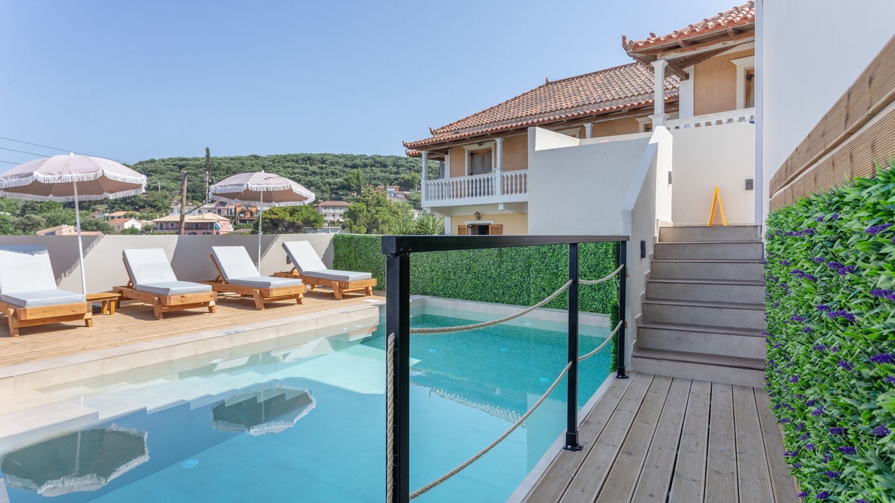 Photo of Outdoor in Alikanas