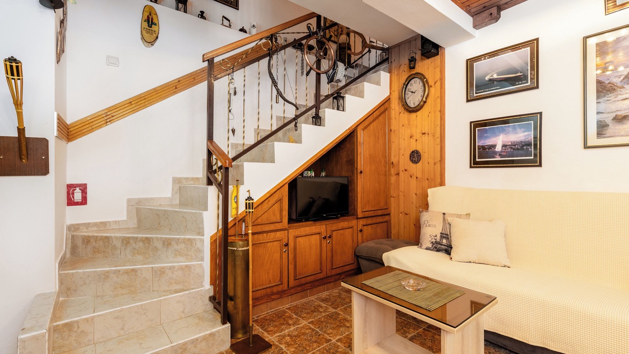 Photo of Livingroom in Podi