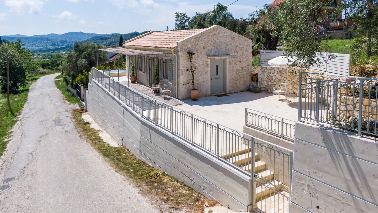 Photo of Outdoor in Karousades
