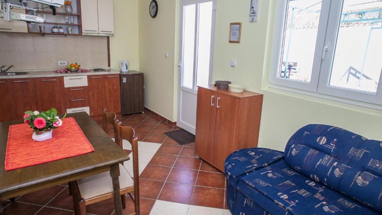 Photo of Livingroom in Lepetane