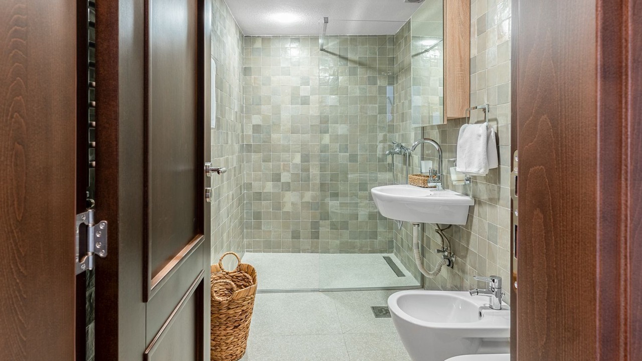 Photo of Bathroom in Orahovac