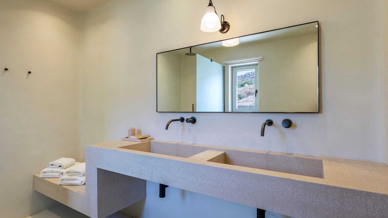 Photo of Bathroom in Kanalia