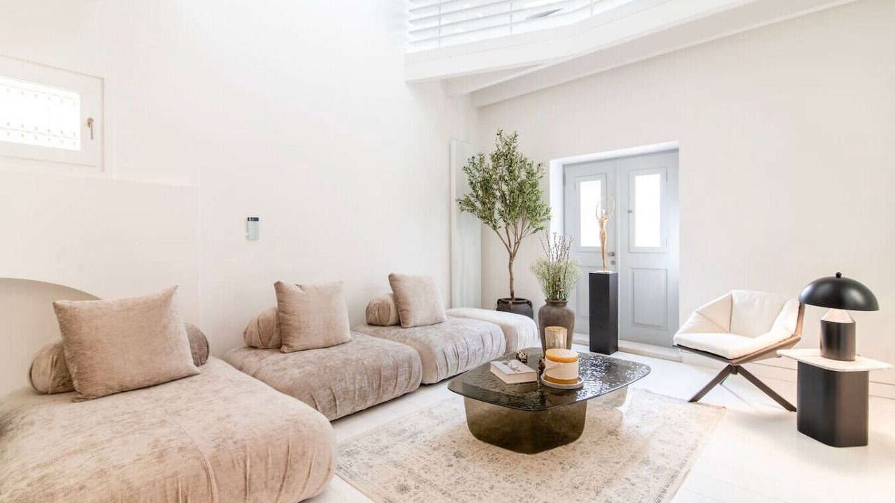 Photo of Livingroom in Plaka