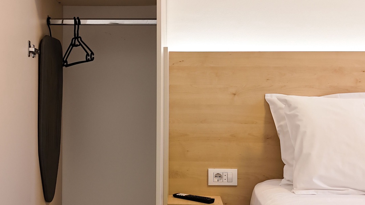 Photo of Bedroom in Maini