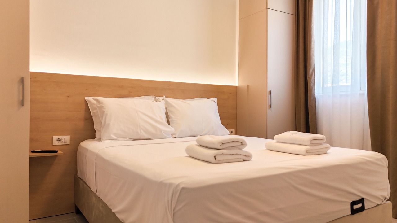Photo of Bedroom in Maini