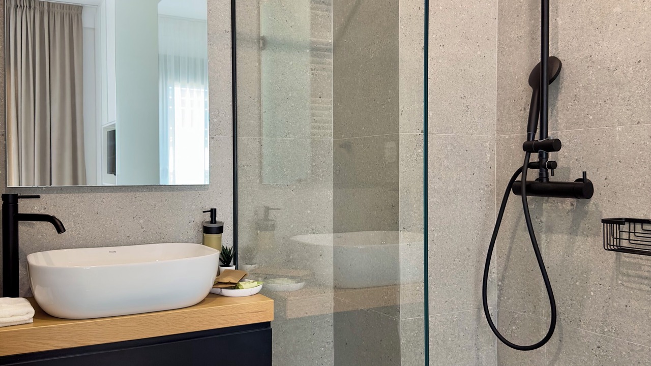 Photo of Bathroom in Kallithea