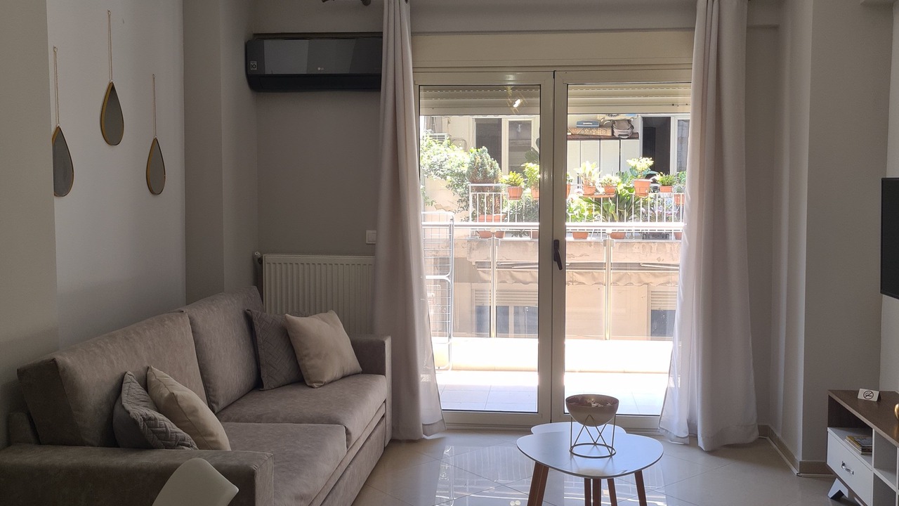 Photo of Livingroom in Ano Poli