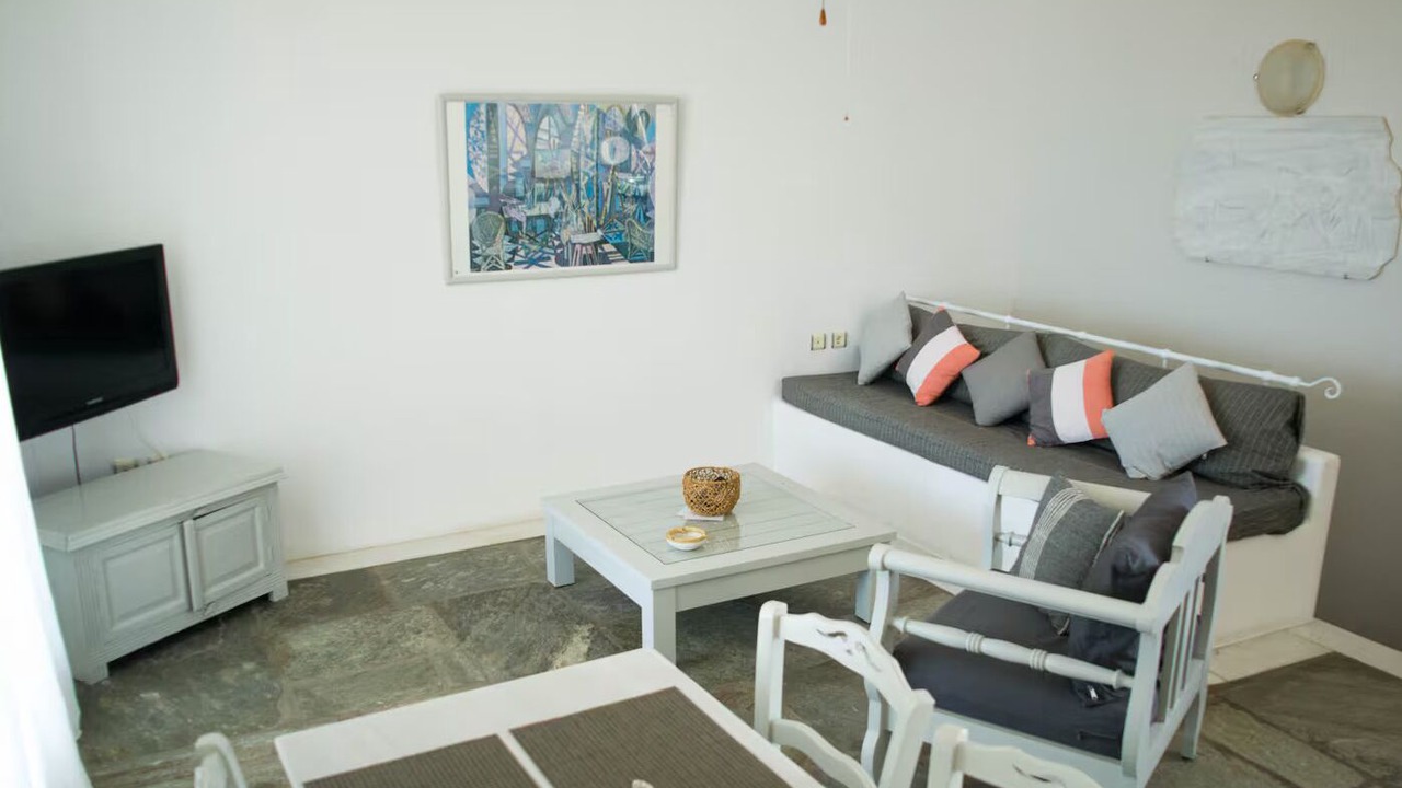 Photo of Livingroom in Nea Cryssi Akti