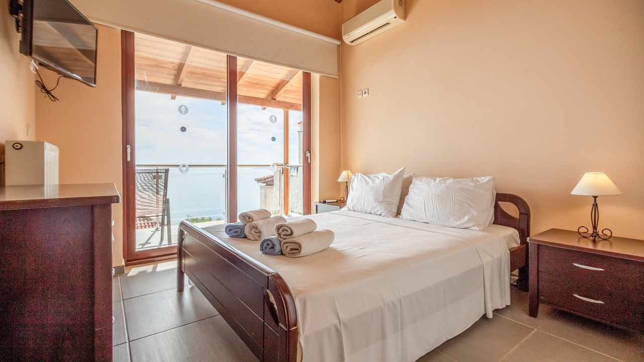 Photo of Bedroom in Skinaria