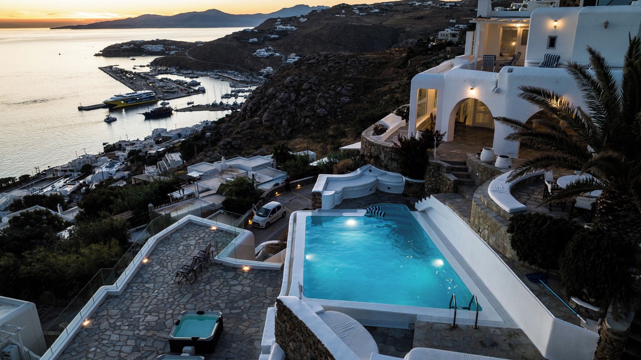 Photo of Outdoor in Tourlos