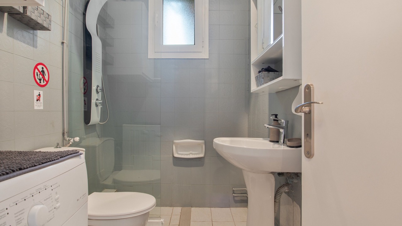 Photo of Bathroom in Agrilia