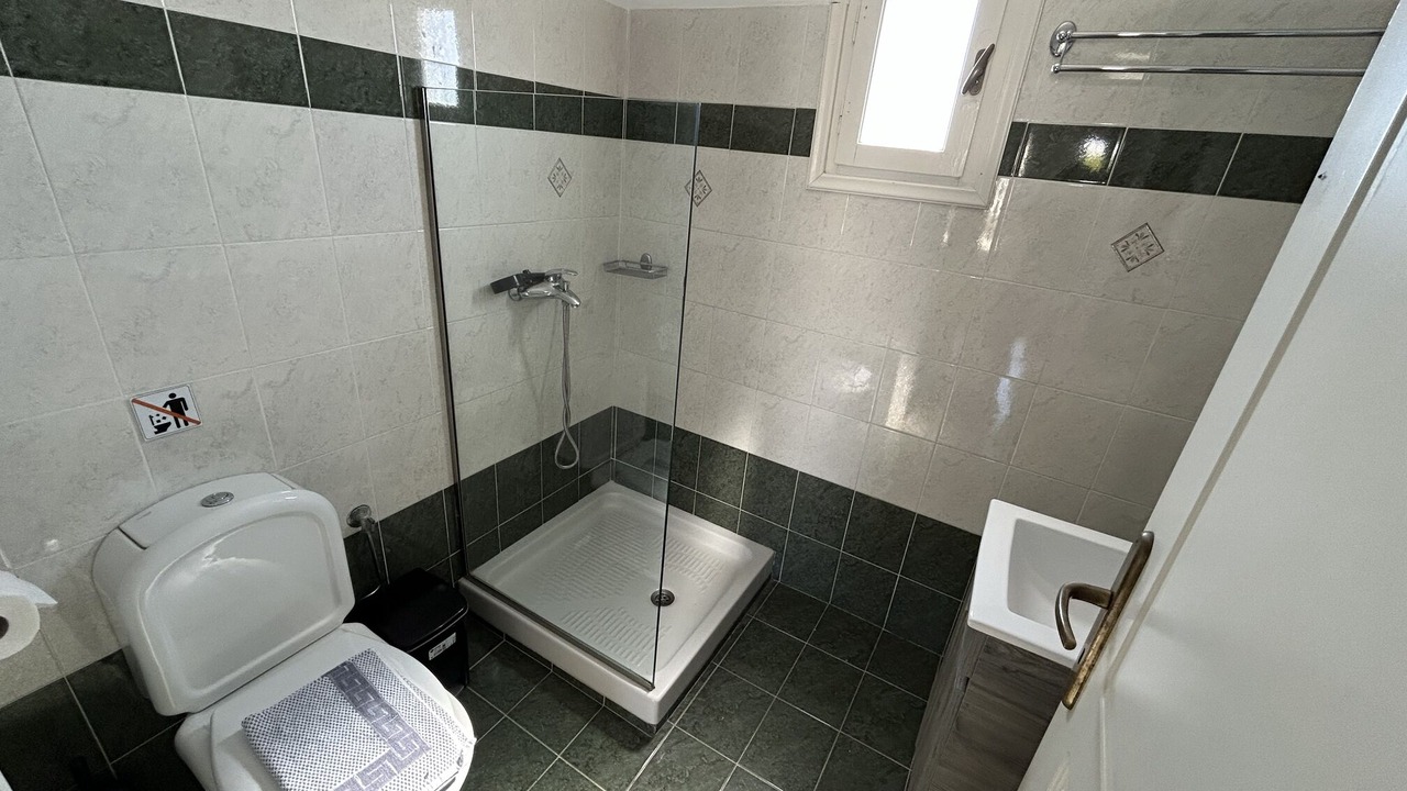 Photo of Bathroom in Paraga
