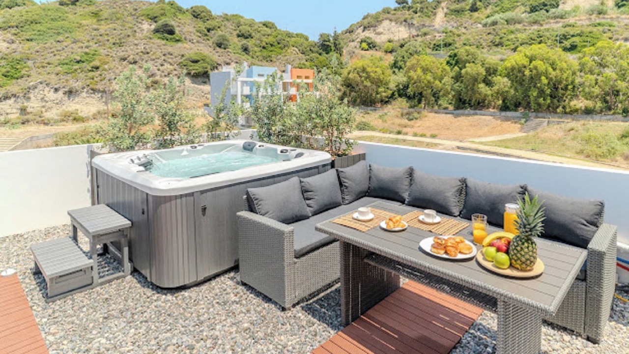 Photo of Outdoor in Ixia