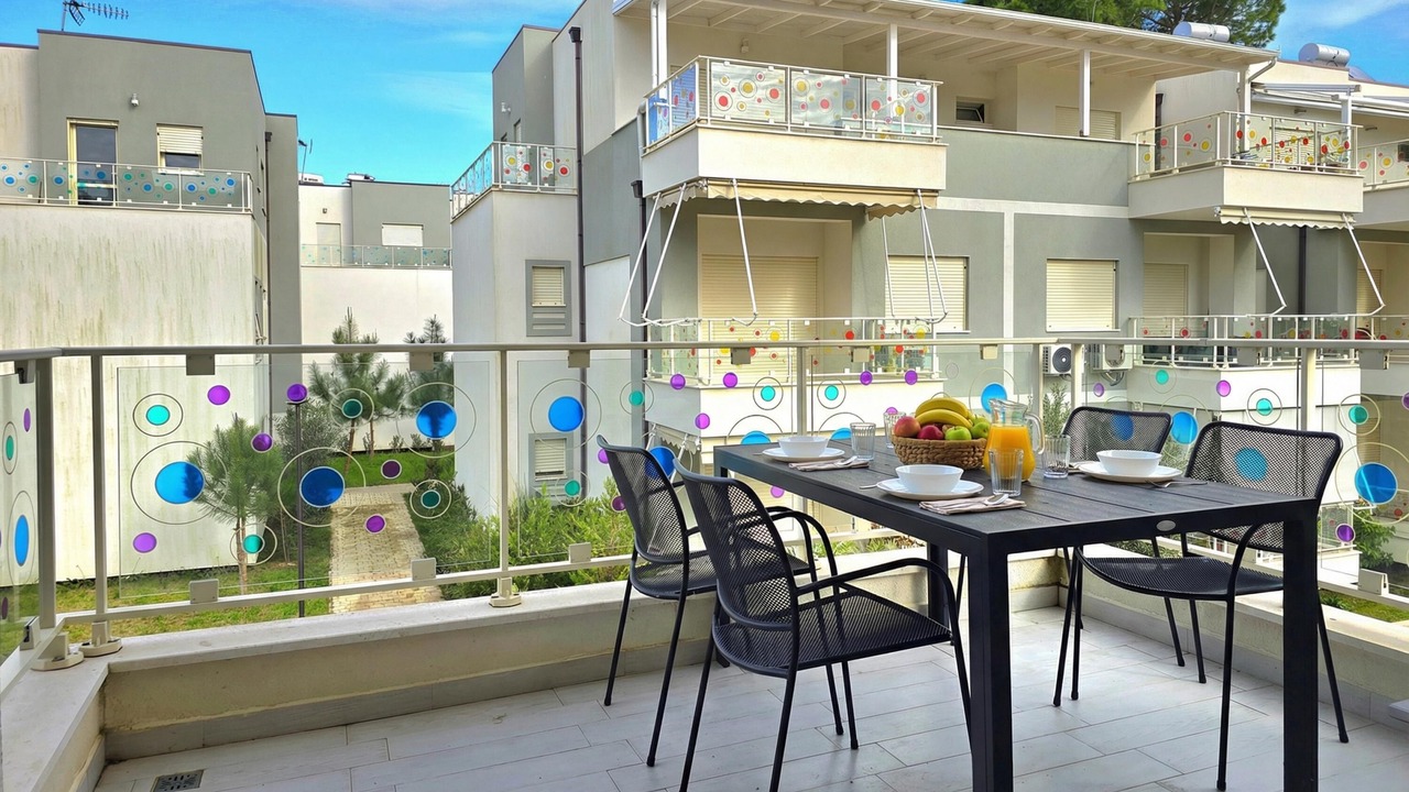 Photo of Patio Balcony in Ishem