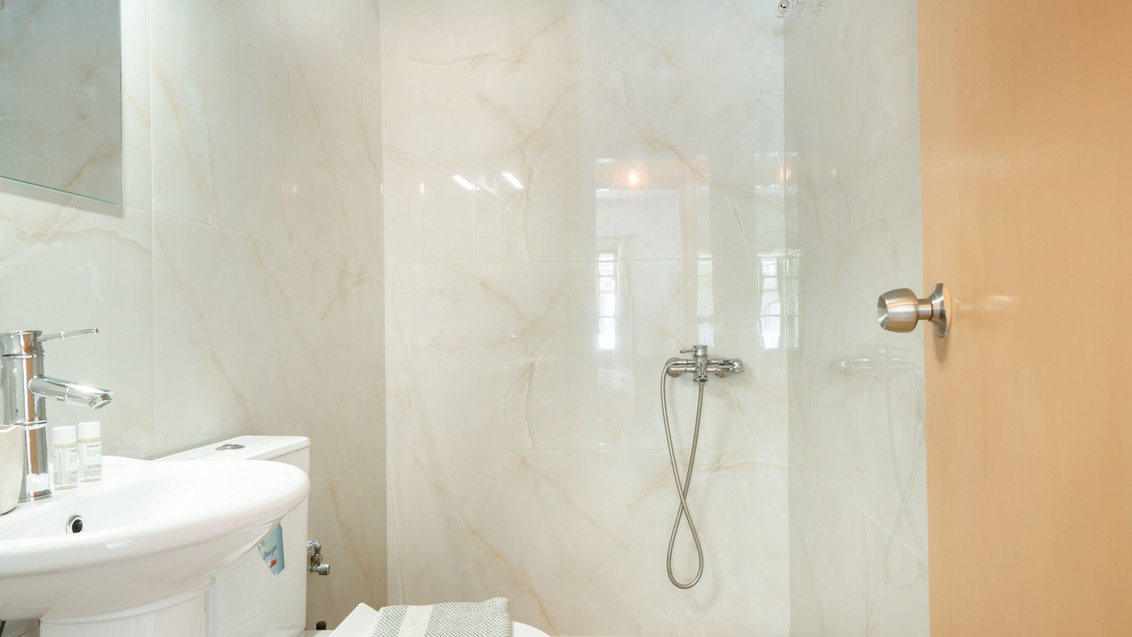 Photo of Bathroom in Pothia