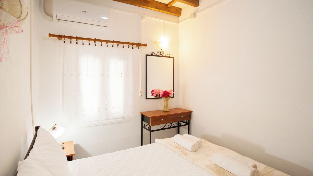 Photo of Bedroom in Lefkimmi