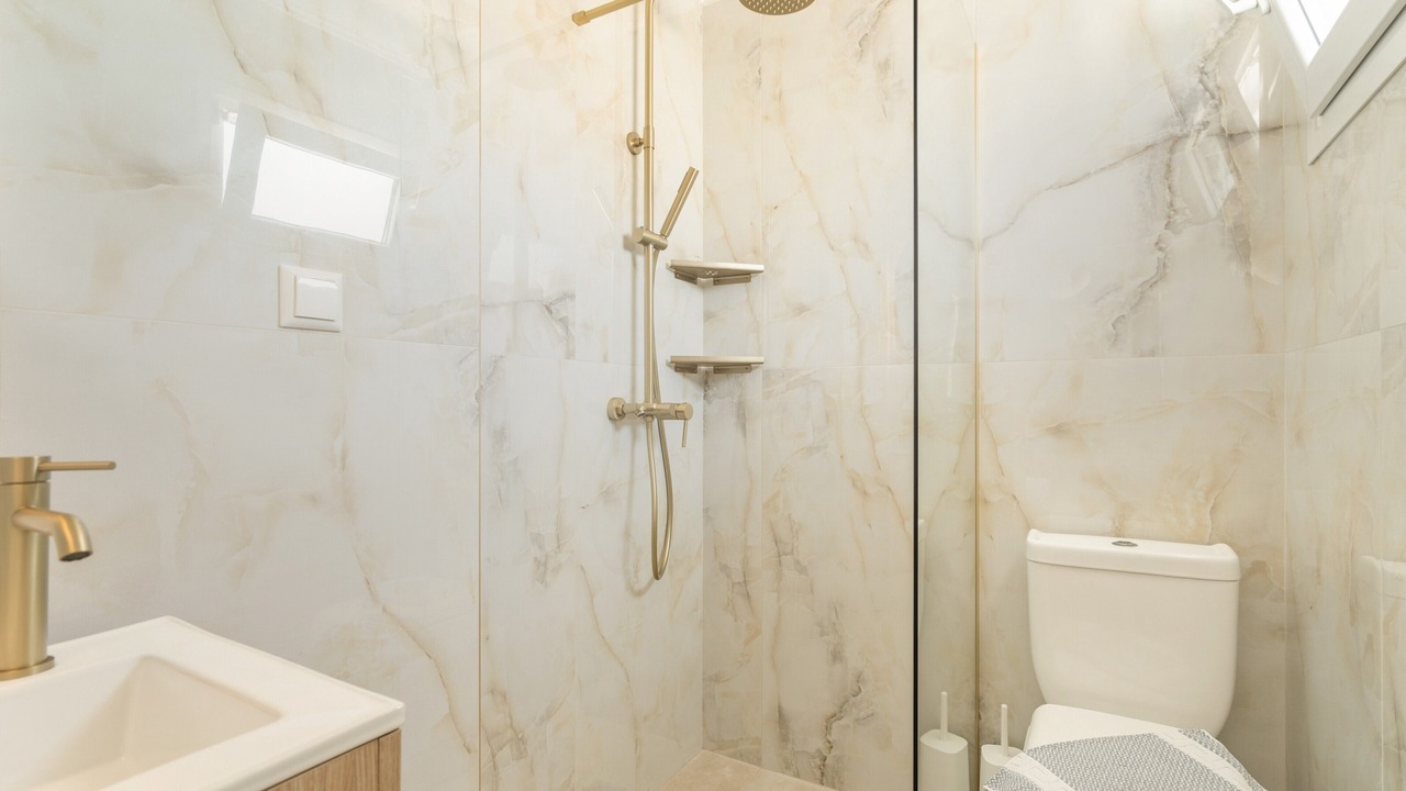 Photo of Bathroom in Exanthia