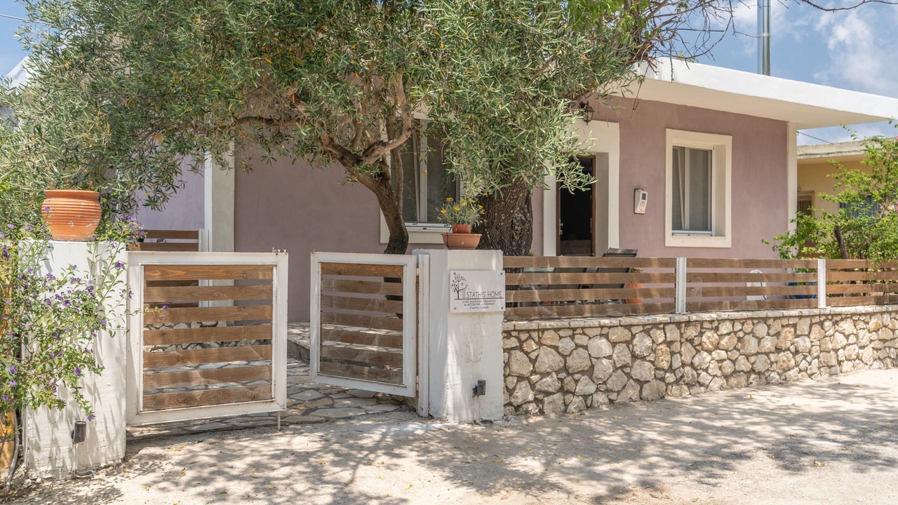 Photo of Outdoor in Exanthia