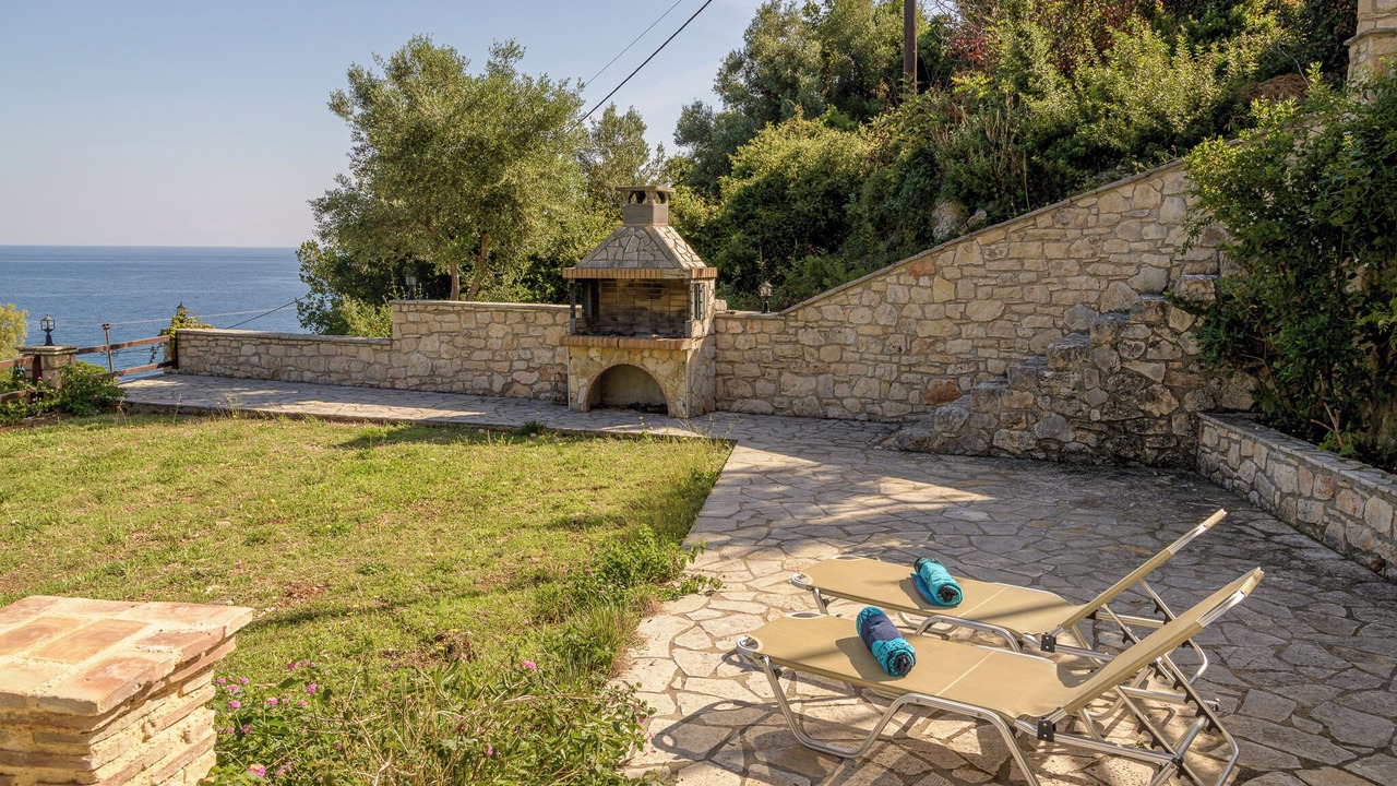 Photo of Patio Balcony in Elation