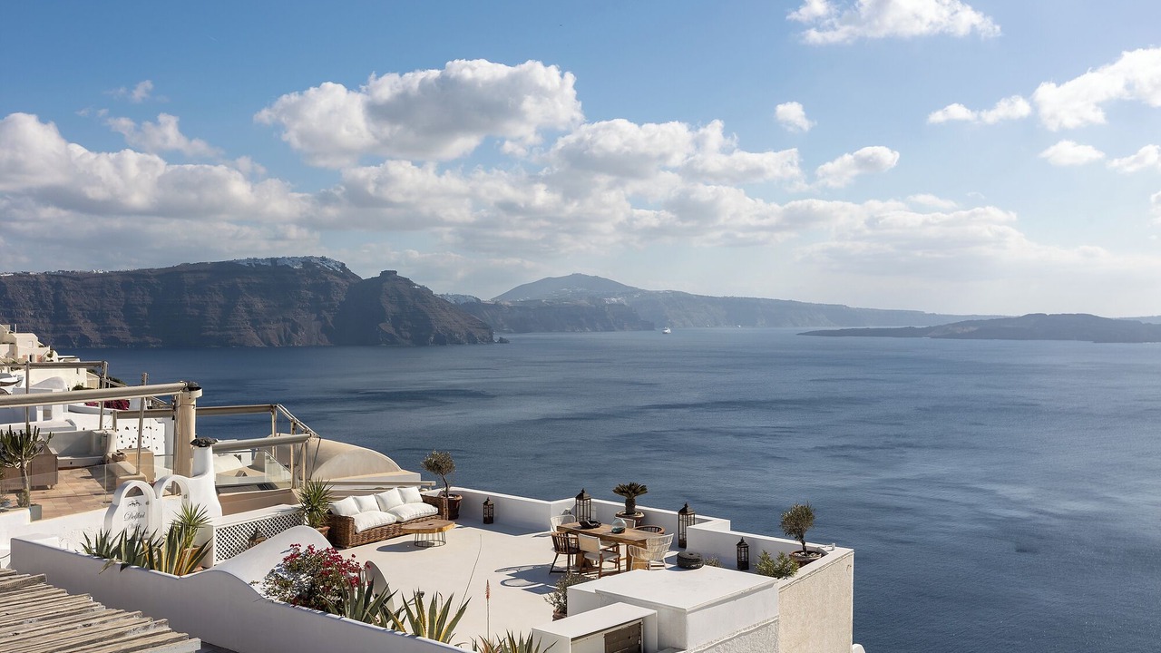 Photo of Bedroom in Oia