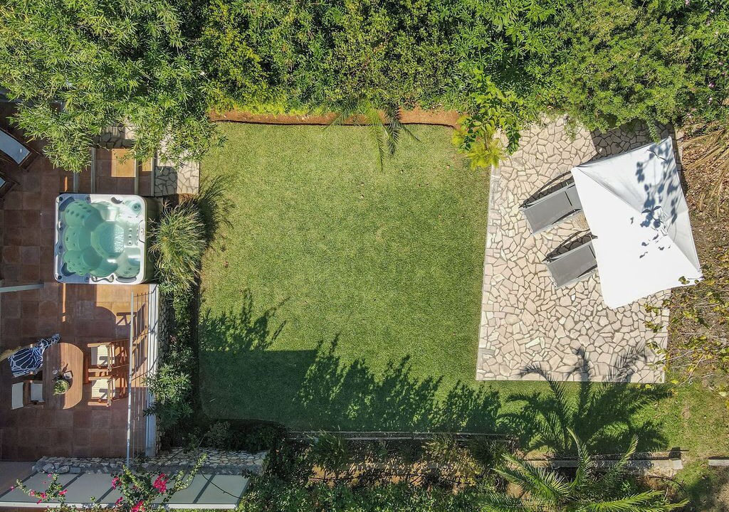 Photo of Outdoor in Lassi