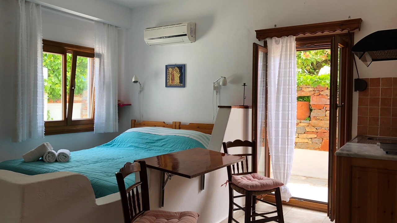Photo of Bedroom in Skopelos Town