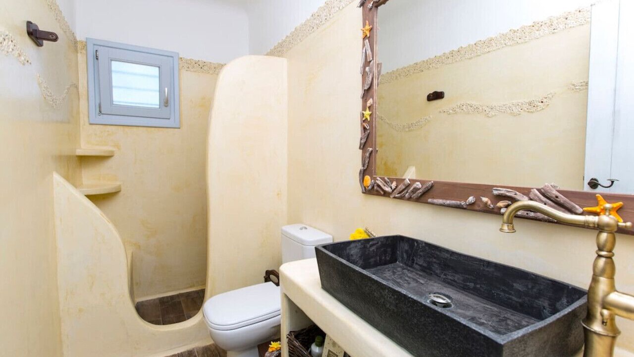 Photo of Bathroom in Kastraki