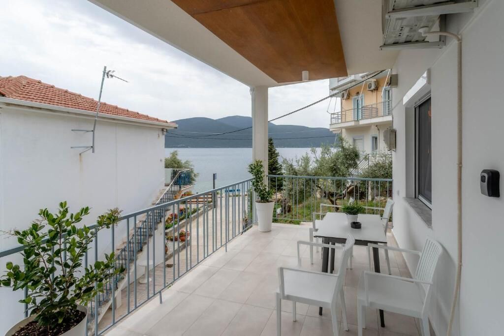 Photo of Patio Balcony in Imathia Region