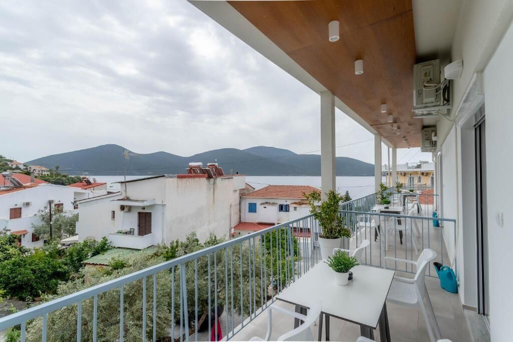 Photo of Patio Balcony in Imathia Region
