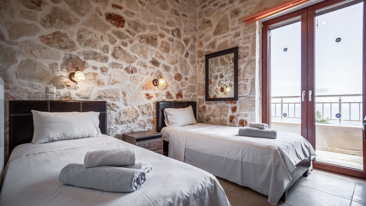 Photo of Bedroom in Elation