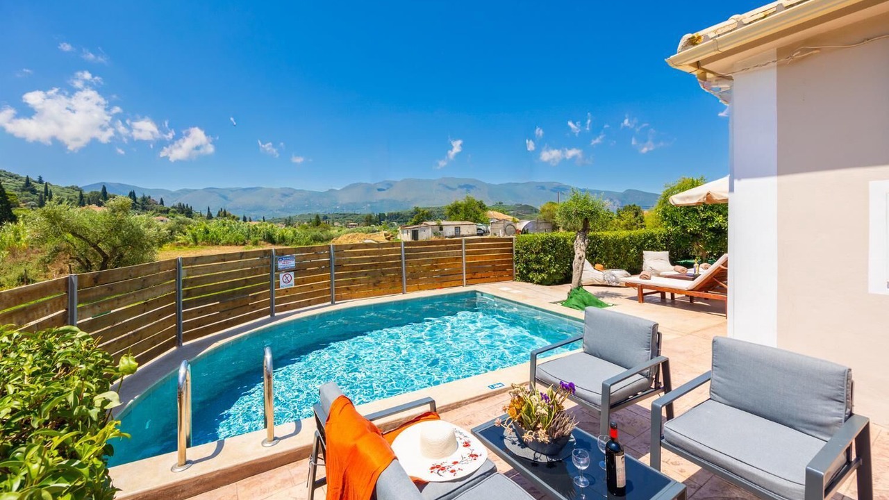 Photo of Outdoor in Alonia