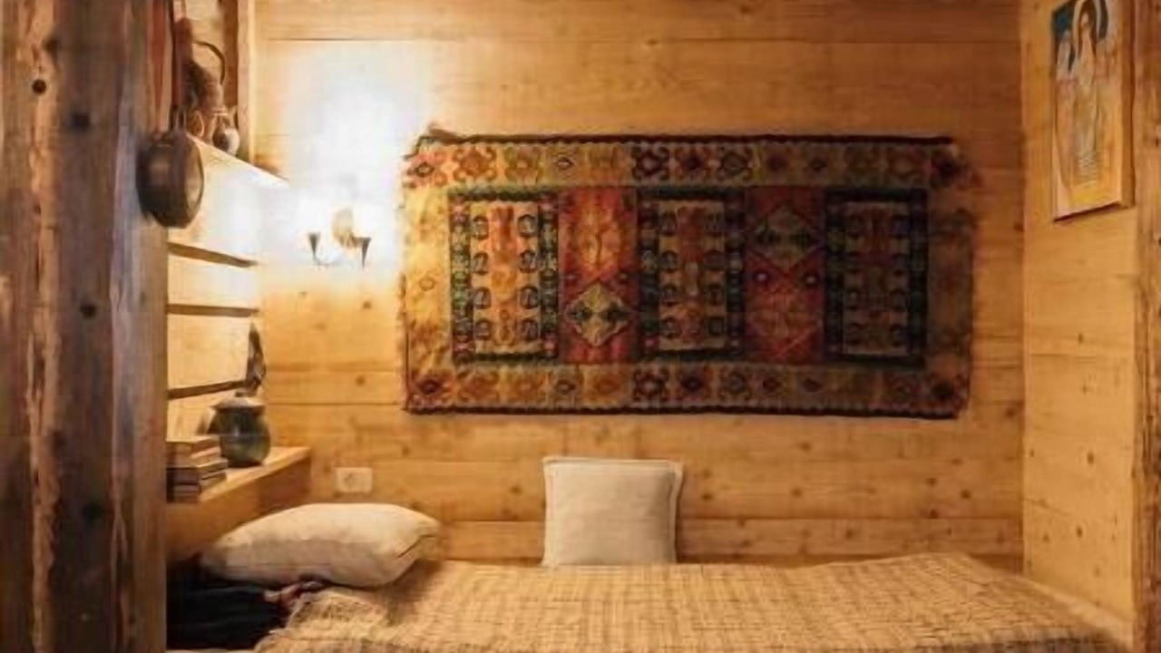 Photo of Bedroom in Podmaine