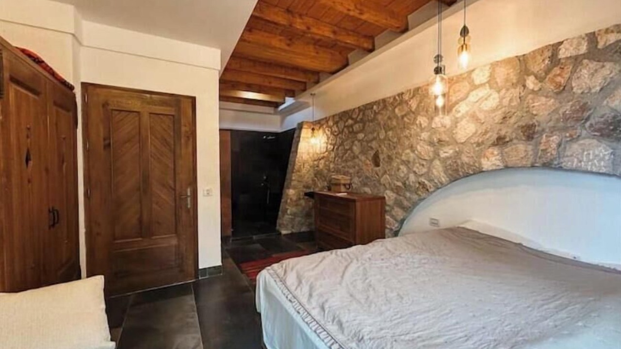 Photo of Bedroom in Podmaine