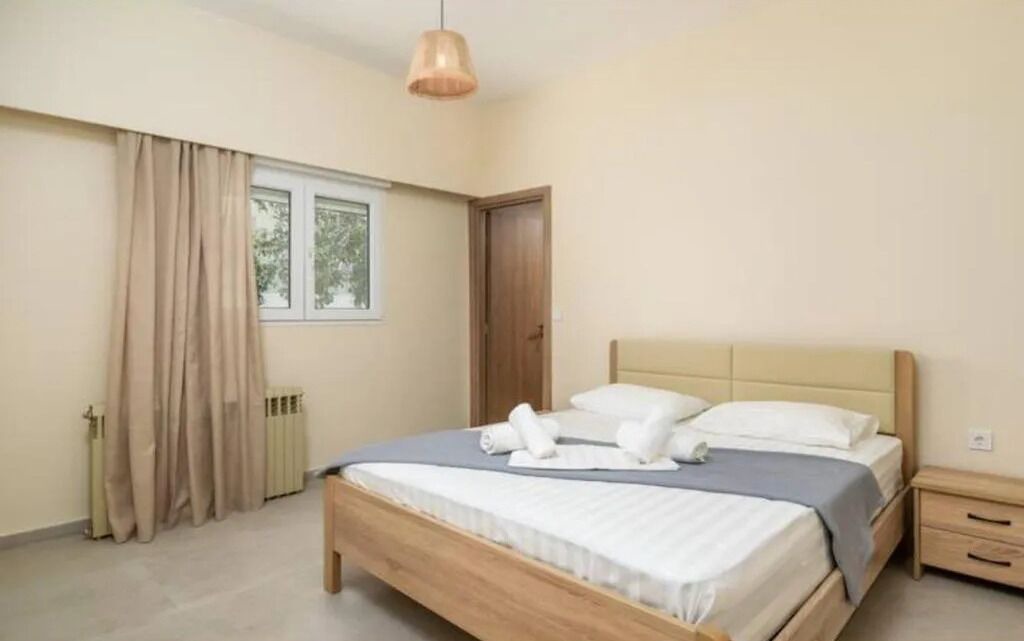 Photo of Bedroom in Adamas