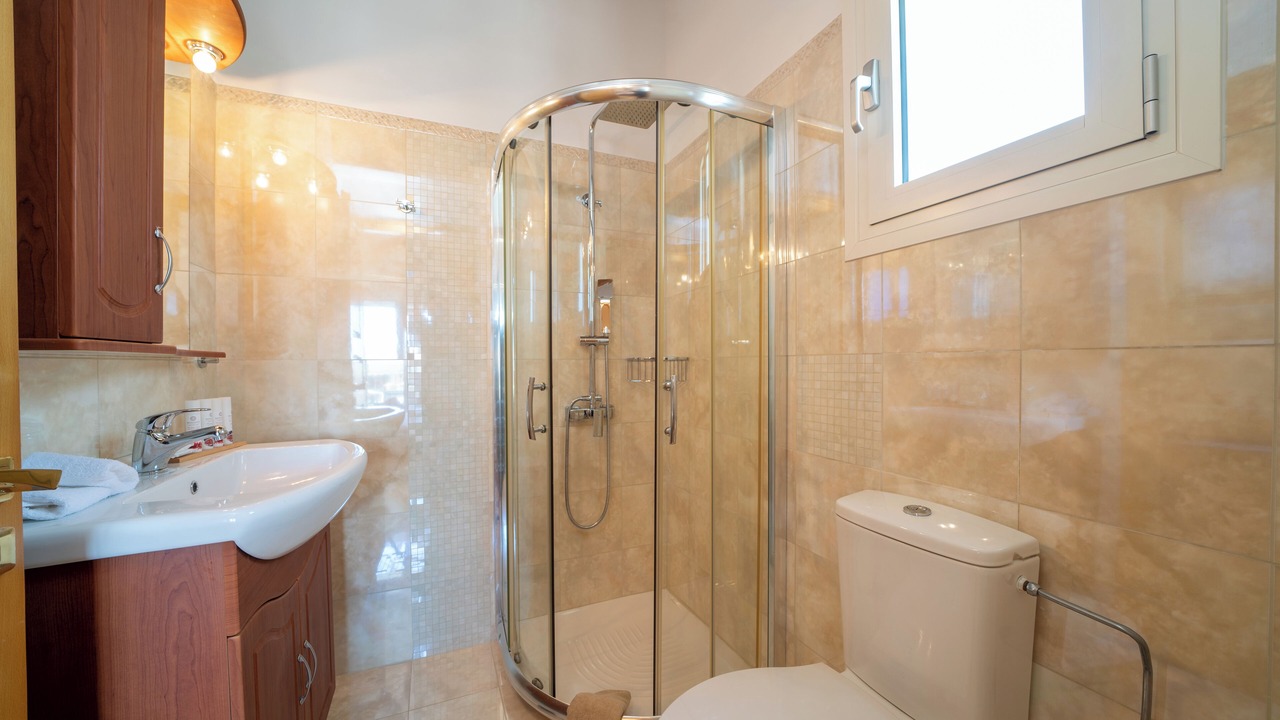 Photo of Bathroom in Kourkoumelata