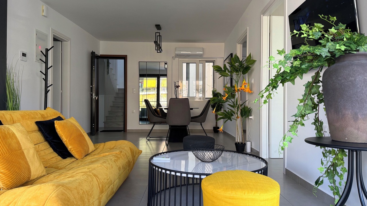Photo of Livingroom in Petralona